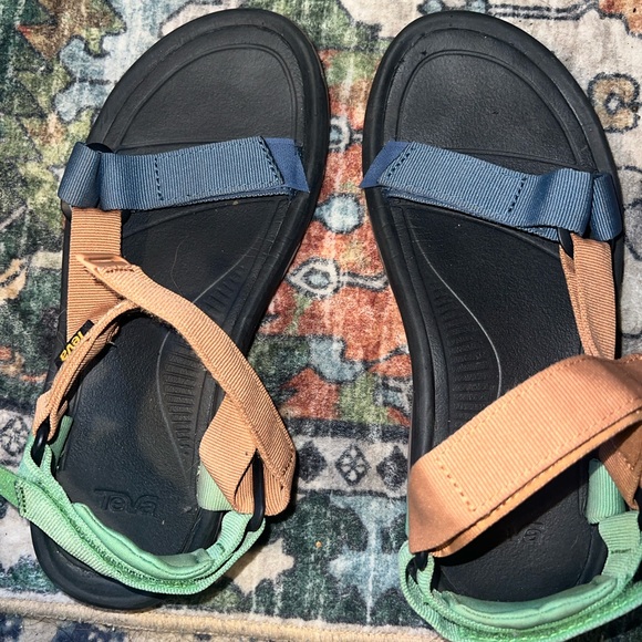 Teva Hurricane Sandals - Picture 2 of 6